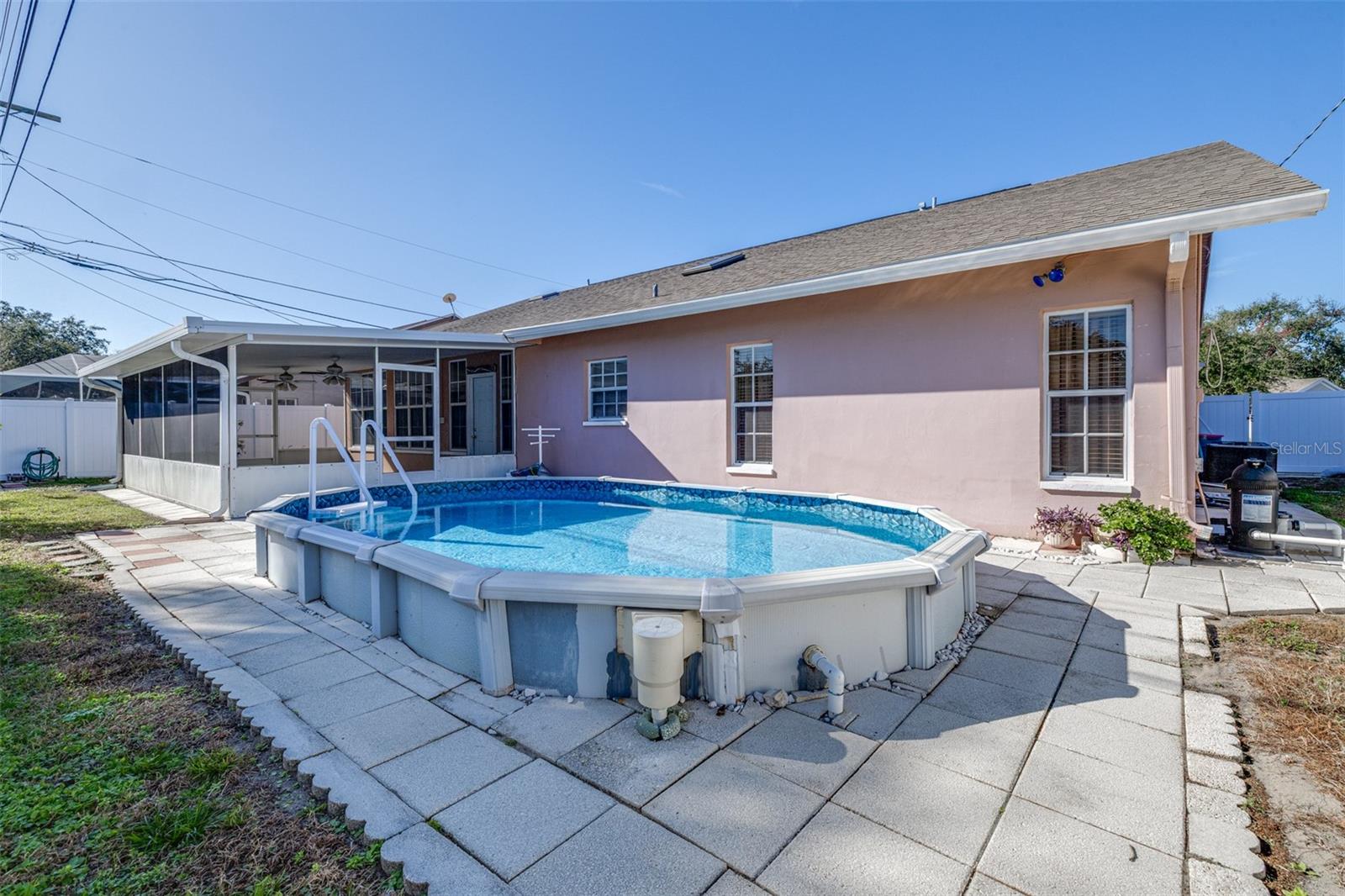 Listing photo id 70 for 714 Charlotte Avenue