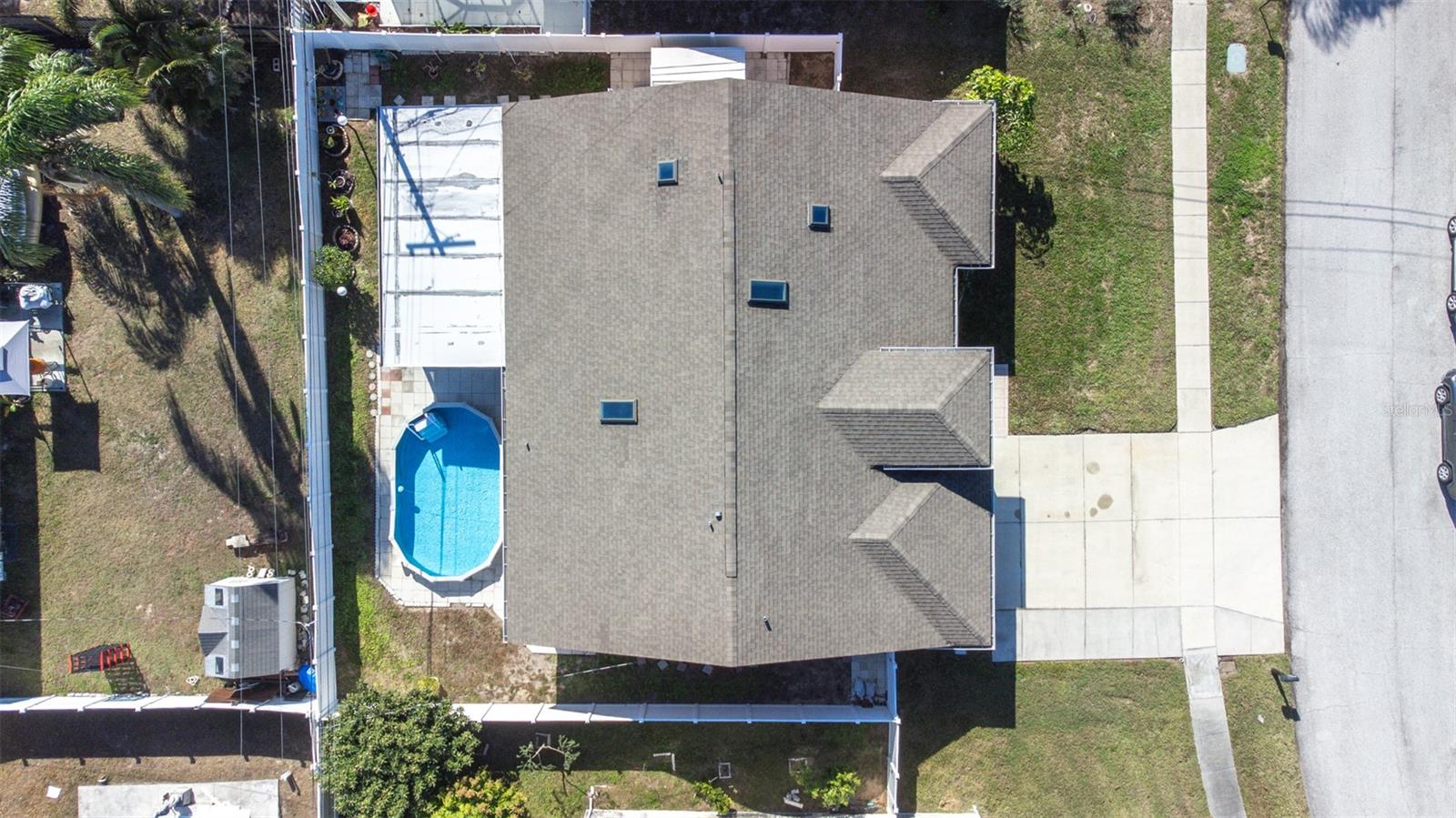 Listing photo id 73 for 714 Charlotte Avenue