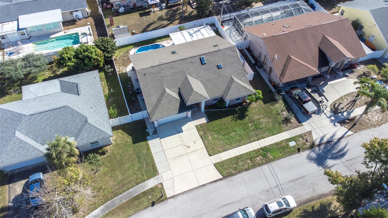 Listing photo id 74 for 714 Charlotte Avenue