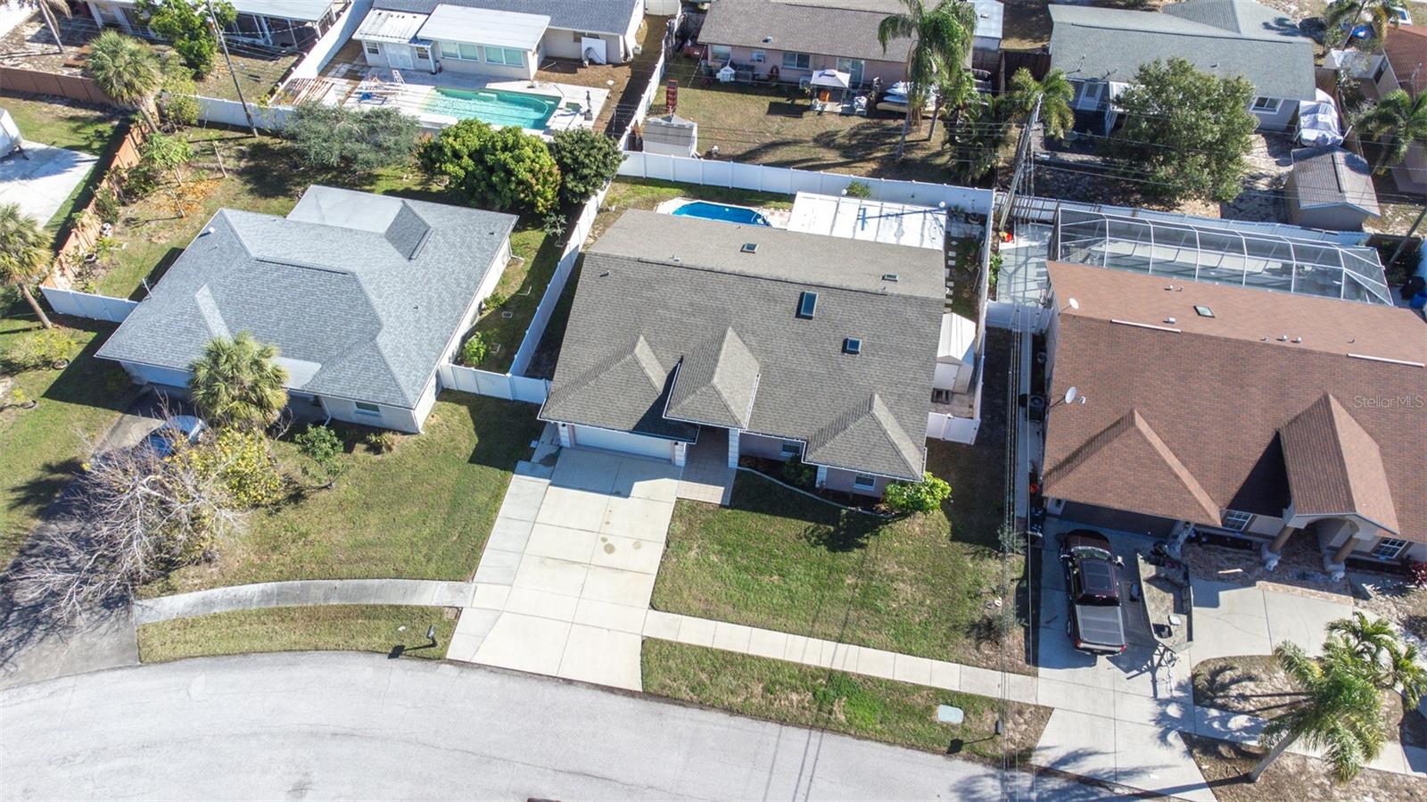 Listing photo id 77 for 714 Charlotte Avenue