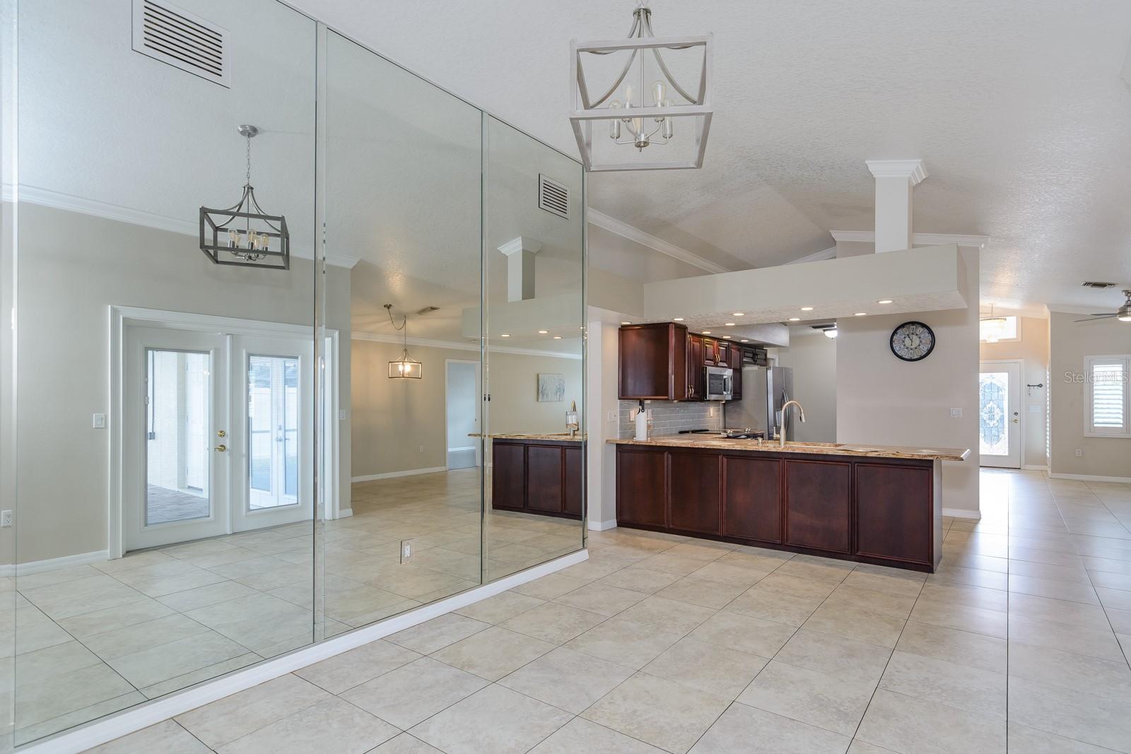 Image 17 of 52 For 3079 Lahlor Lane