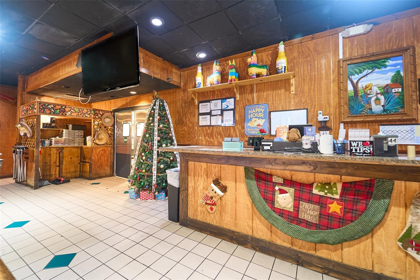 Image 16 of 31 For 706 Brandon Boulevard