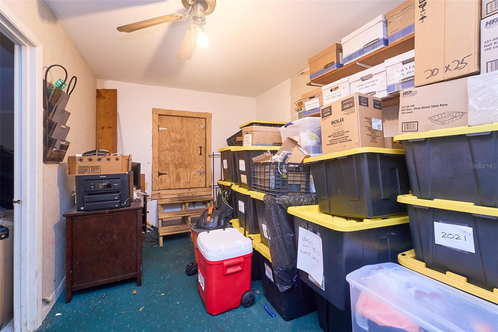 Image 30 of 31 For 706 Brandon Boulevard