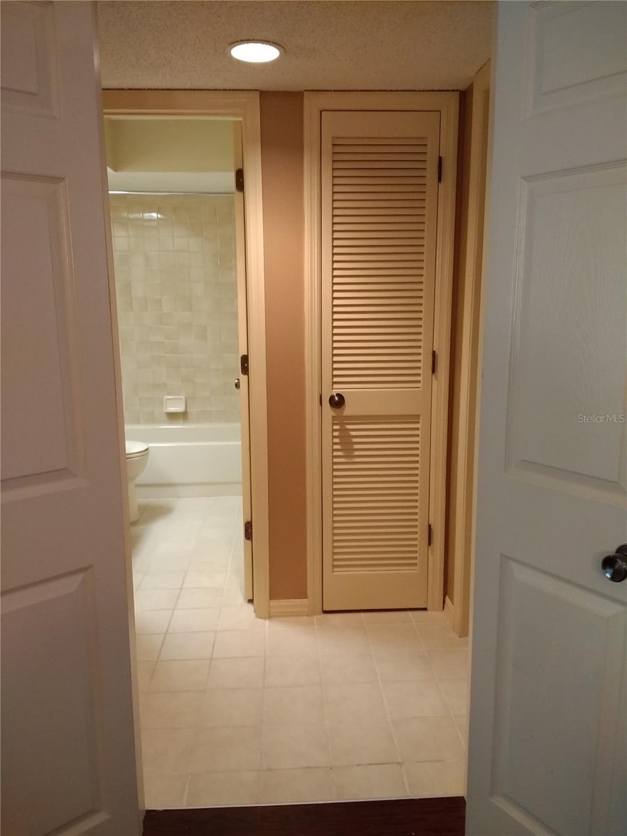 Image 14 of 15 For 2163 Elm Street 803