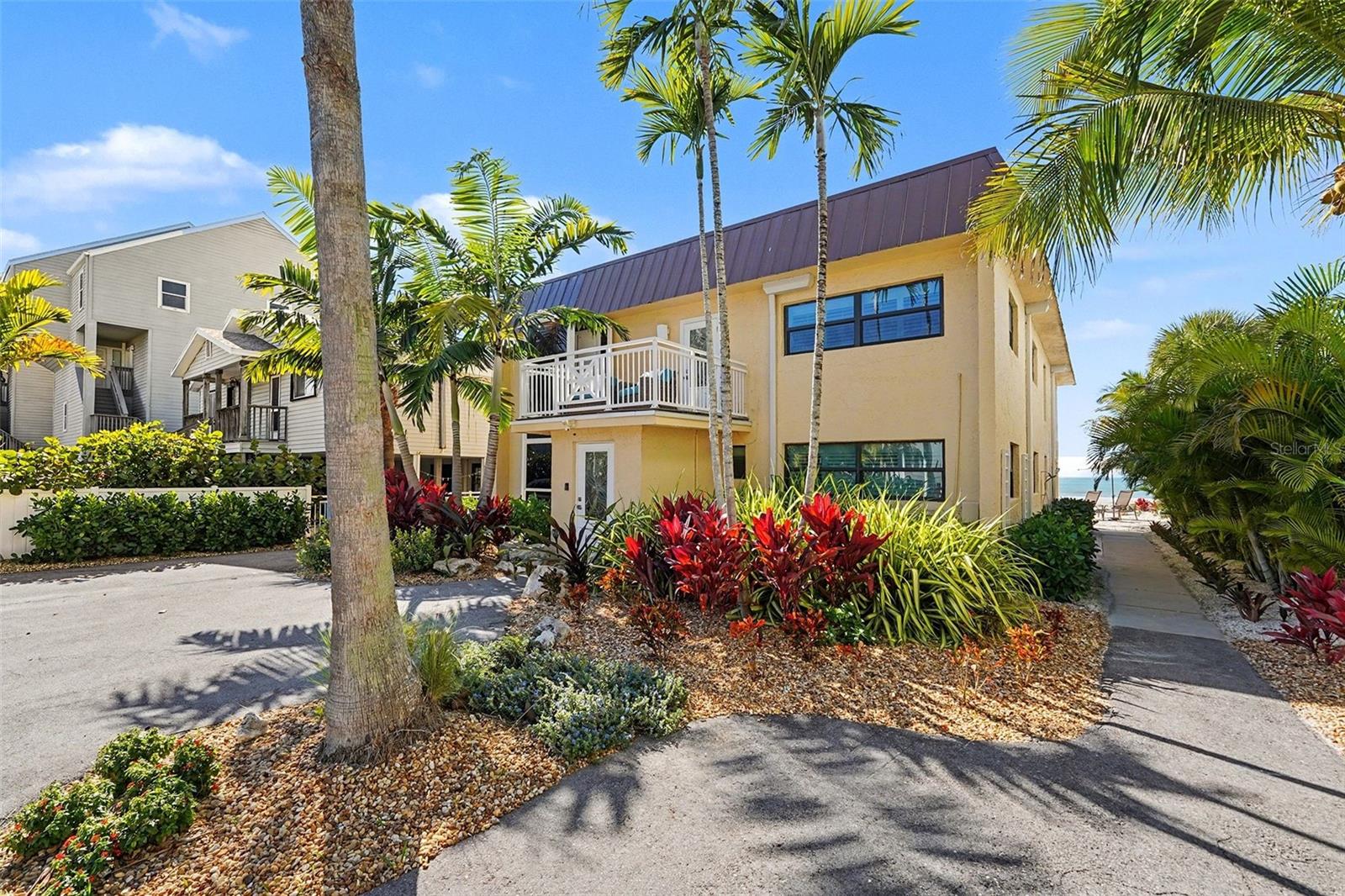 Image 2 of 43 For 19936 Gulf Boulevard