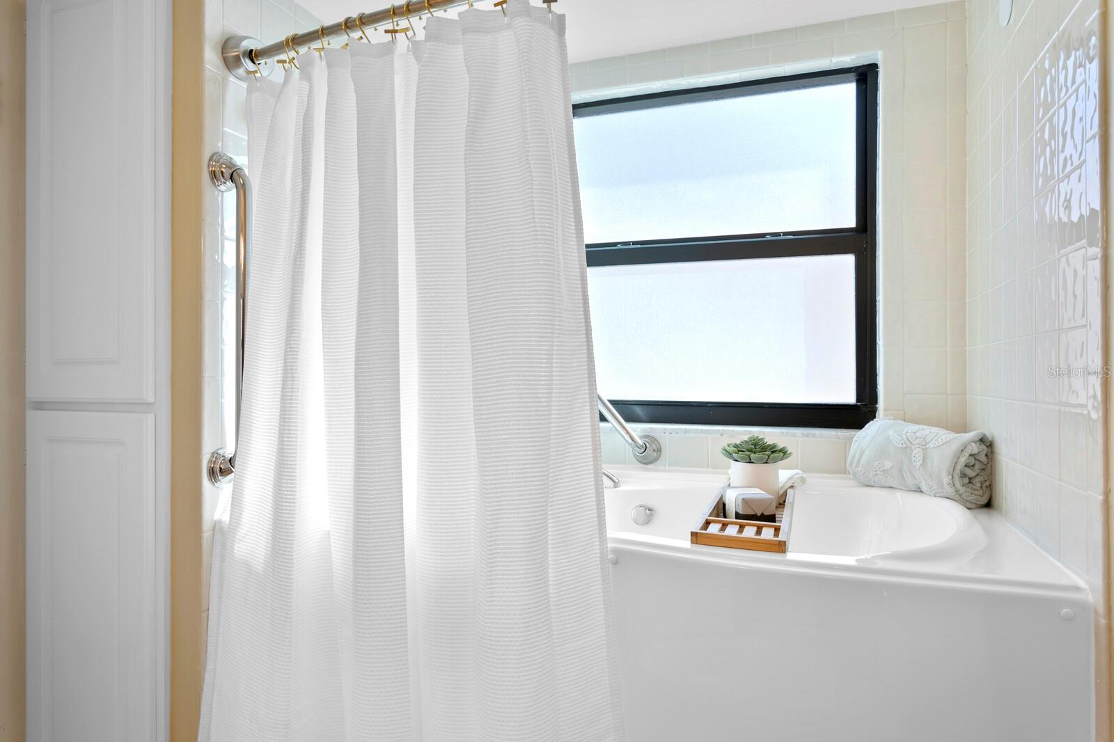 Image 28 of 43 For 19936 Gulf Boulevard