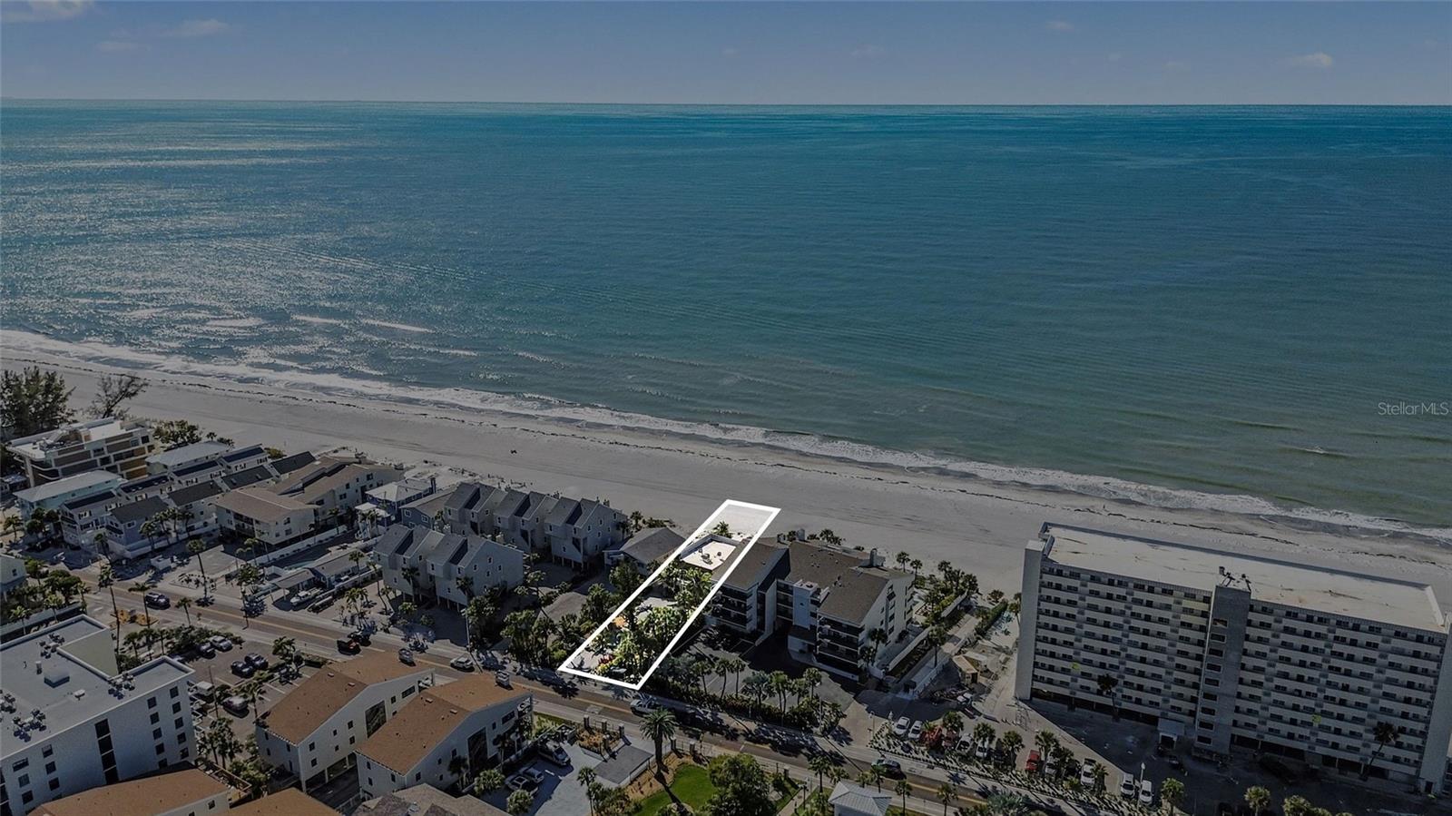 Image 35 of 43 For 19936 Gulf Boulevard