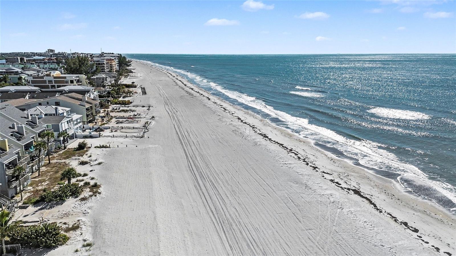 Image 39 of 43 For 19936 Gulf Boulevard