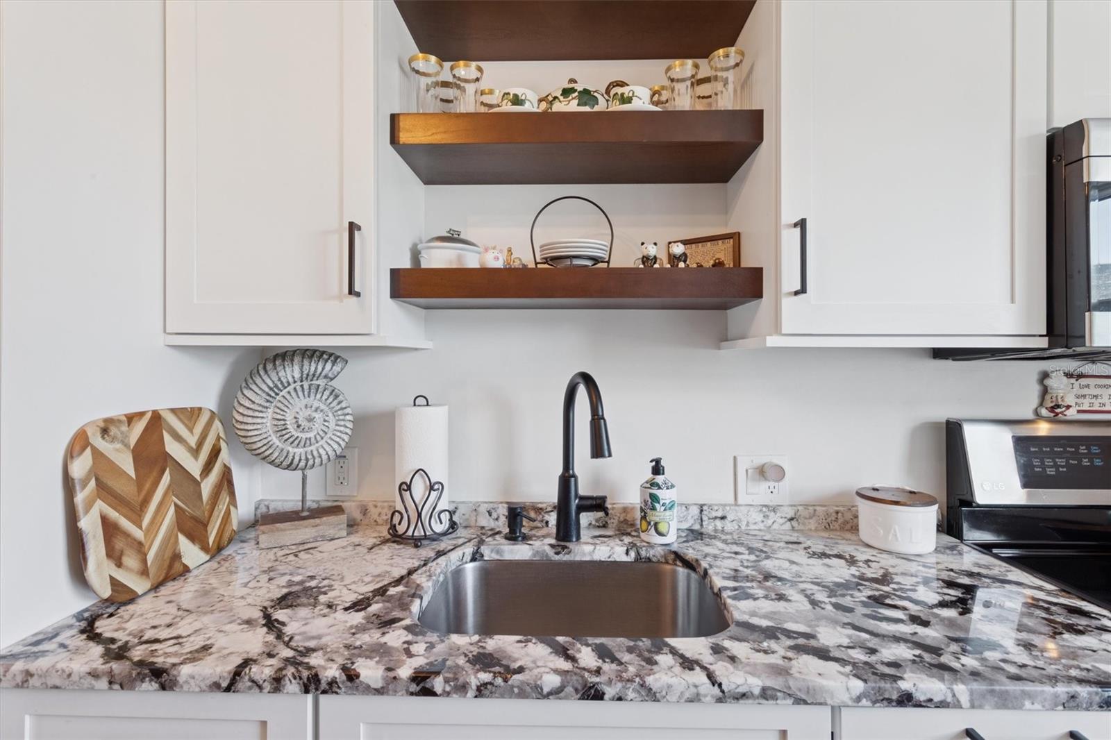 Image 14 of 28 For 841 4th Avenue N 65