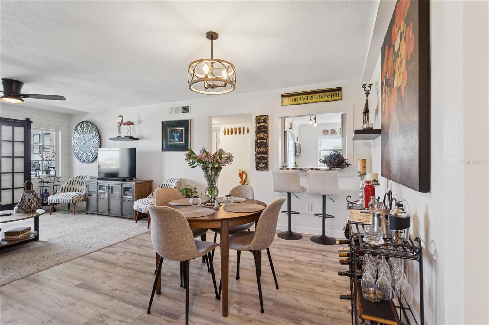 Image 9 of 28 For 841 4th Avenue N 65