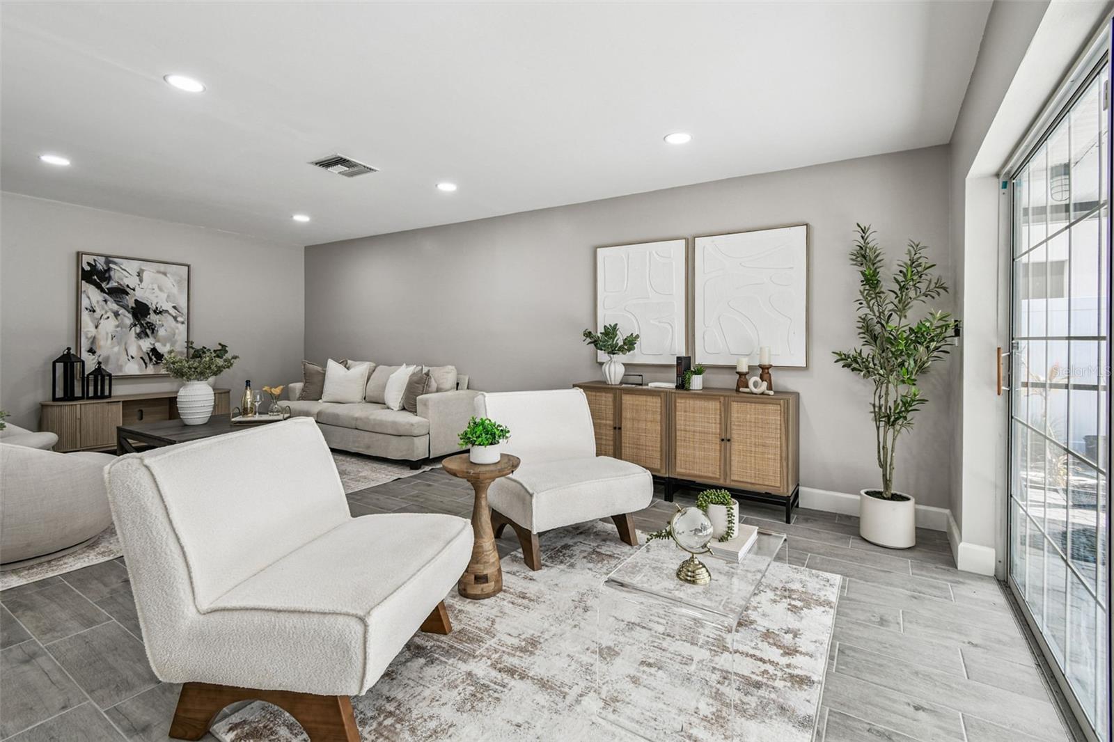 Listing photo id 28 for 2 Treasure Drive