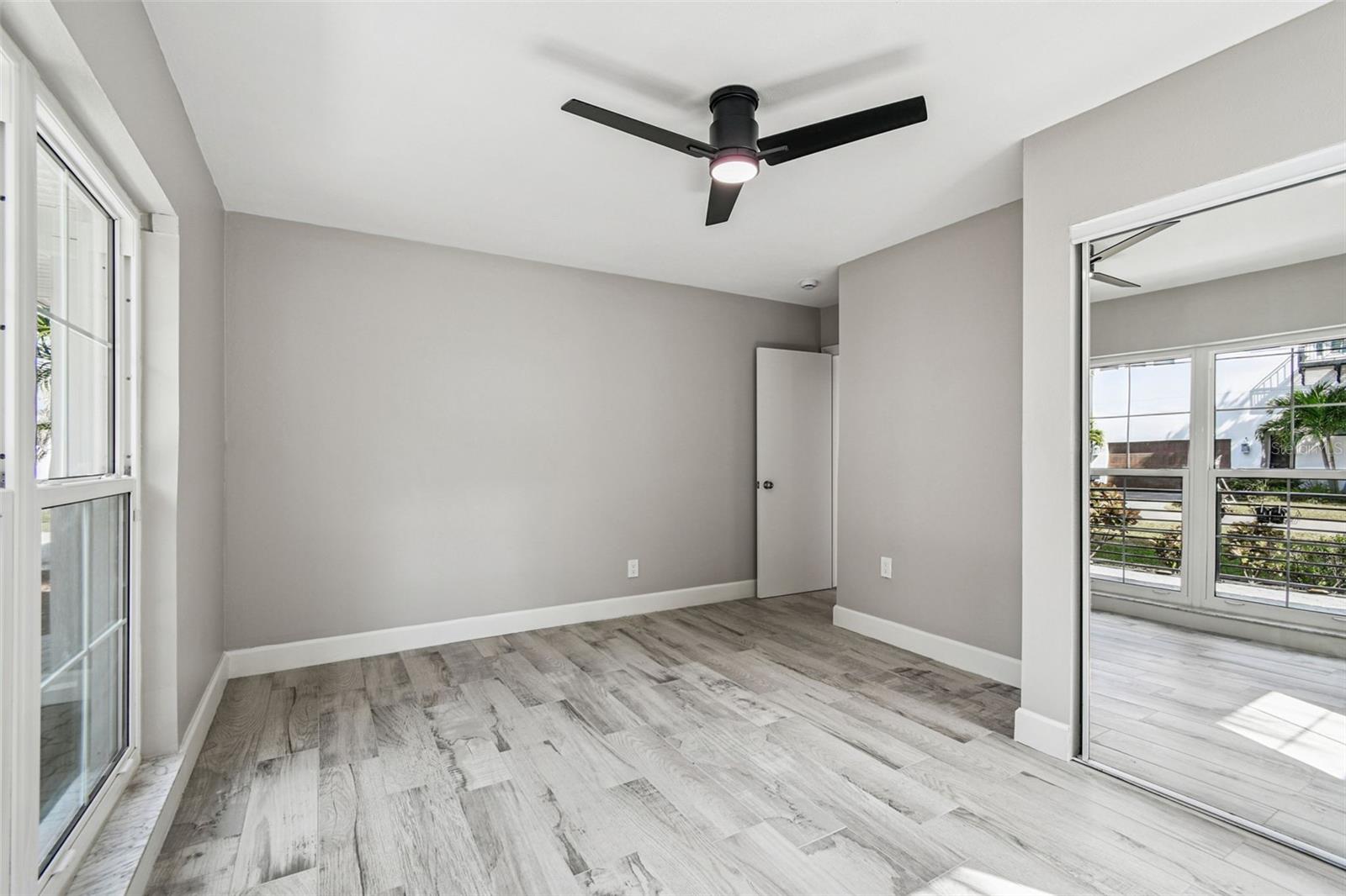 Listing photo id 40 for 2 Treasure Drive