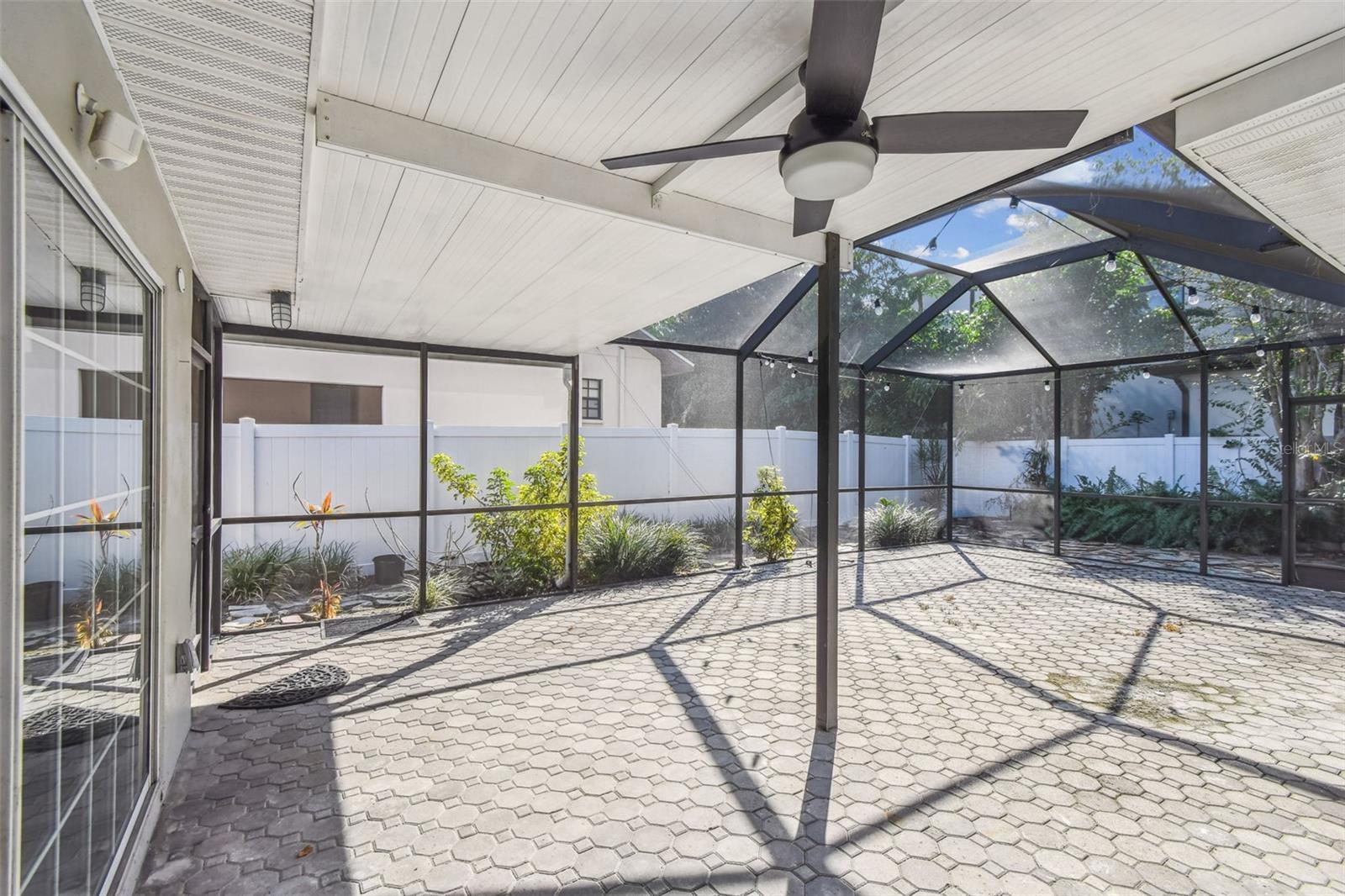 Listing photo id 47 for 2 Treasure Drive