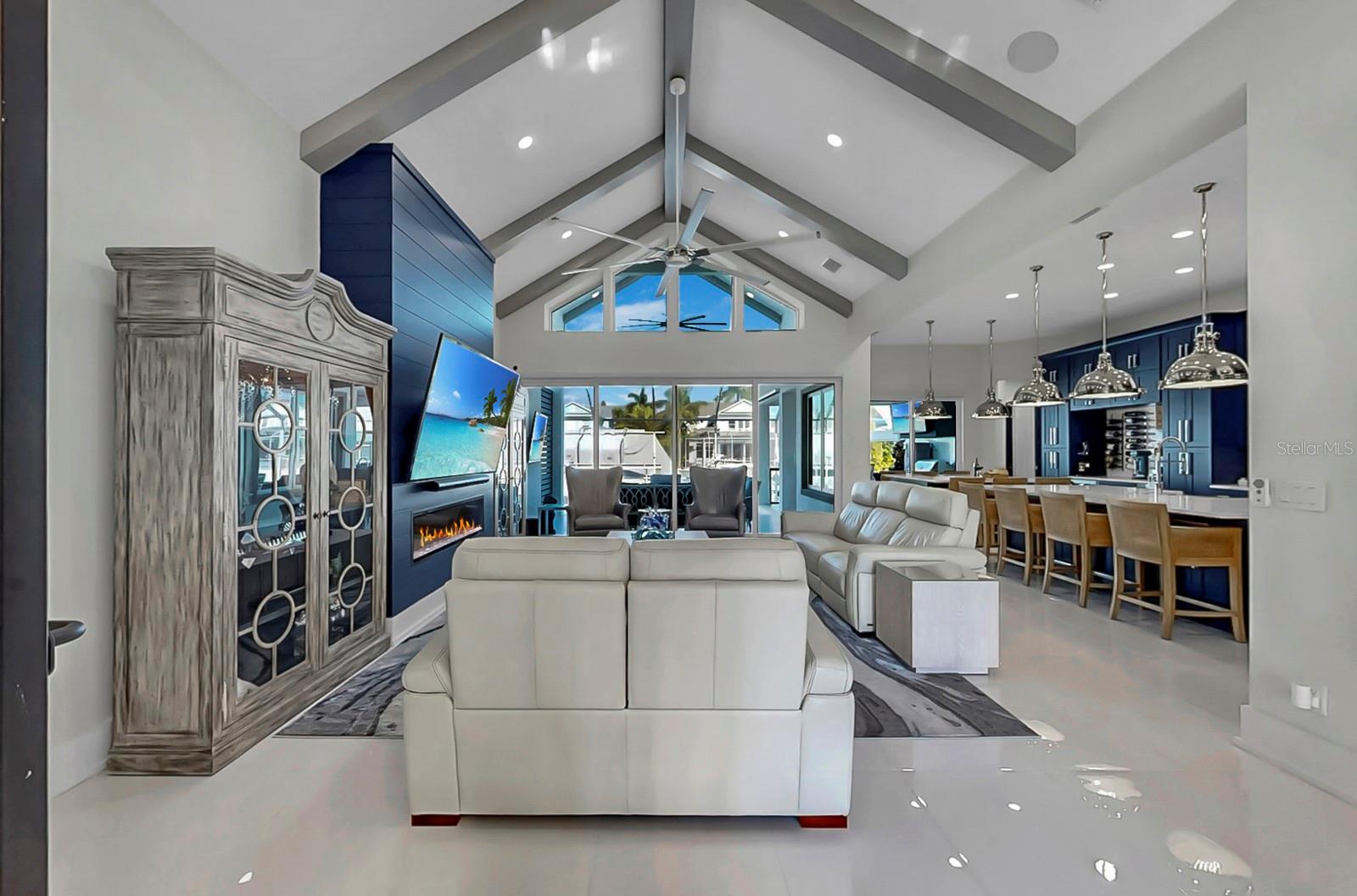 Image 11 of 93 For 703 Pinckney Drive