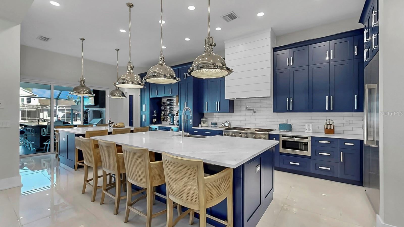 Image 22 of 93 For 703 Pinckney Drive