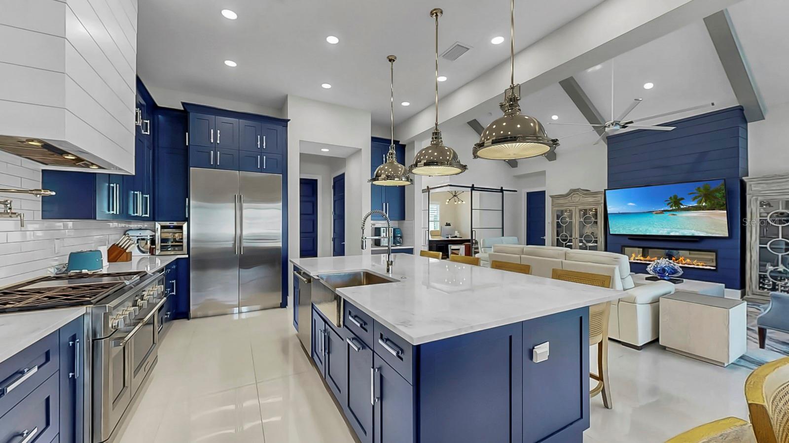 Image 23 of 93 For 703 Pinckney Drive