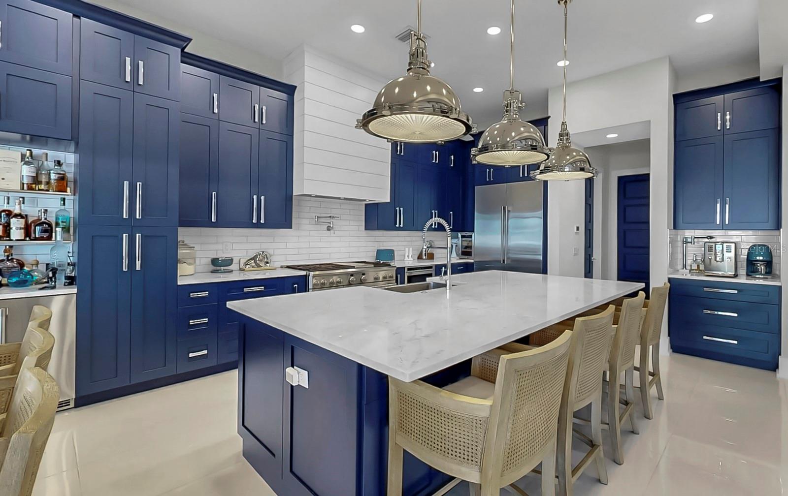 Image 28 of 93 For 703 Pinckney Drive