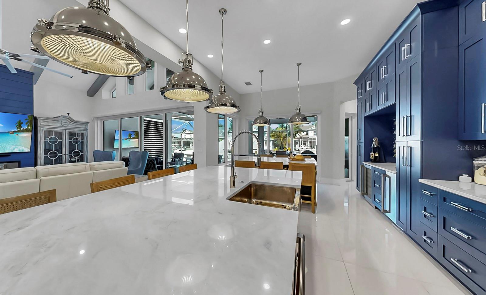 Image 35 of 93 For 703 Pinckney Drive