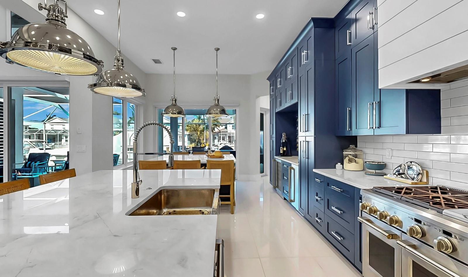 Image 39 of 93 For 703 Pinckney Drive