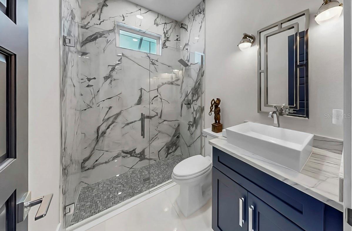 Image 52 of 93 For 703 Pinckney Drive