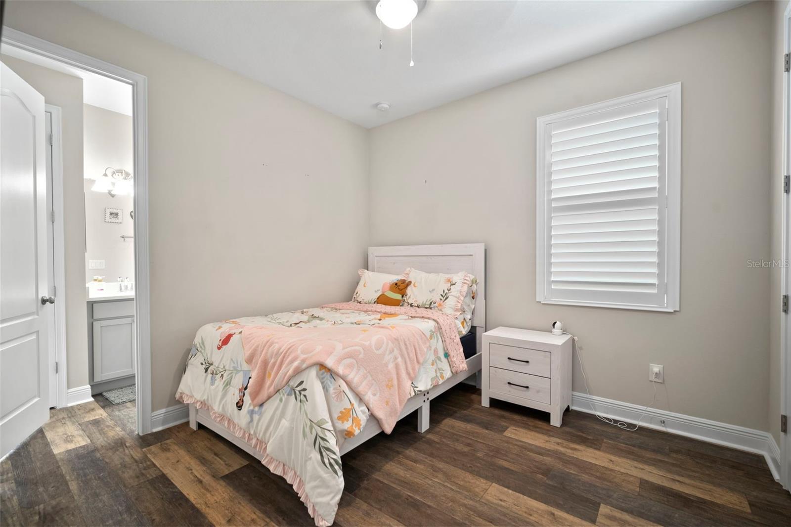 Image 35 of 62 For 11223 Paddock Manor Avenue