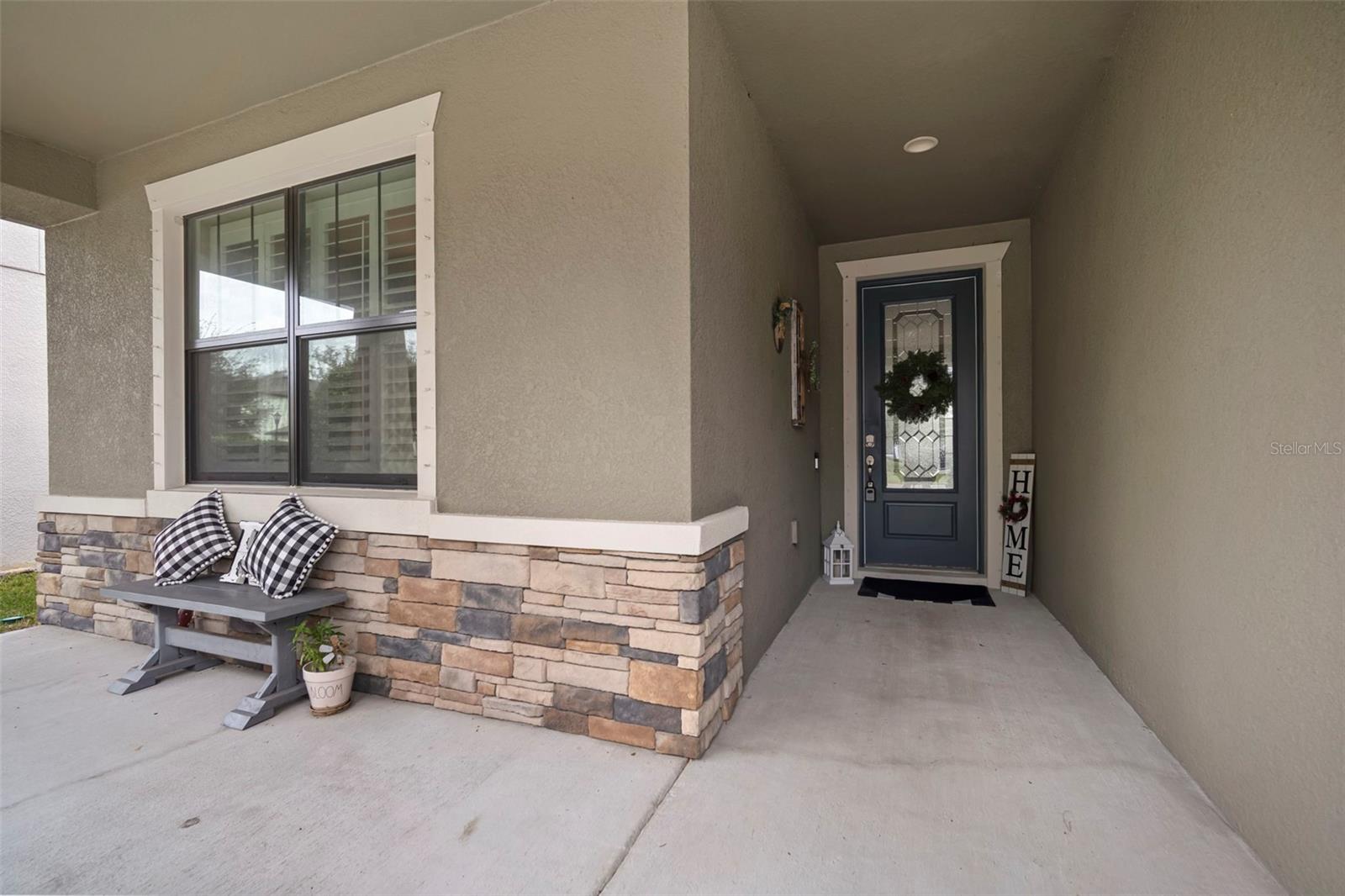 Image 4 of 62 For 11223 Paddock Manor Avenue