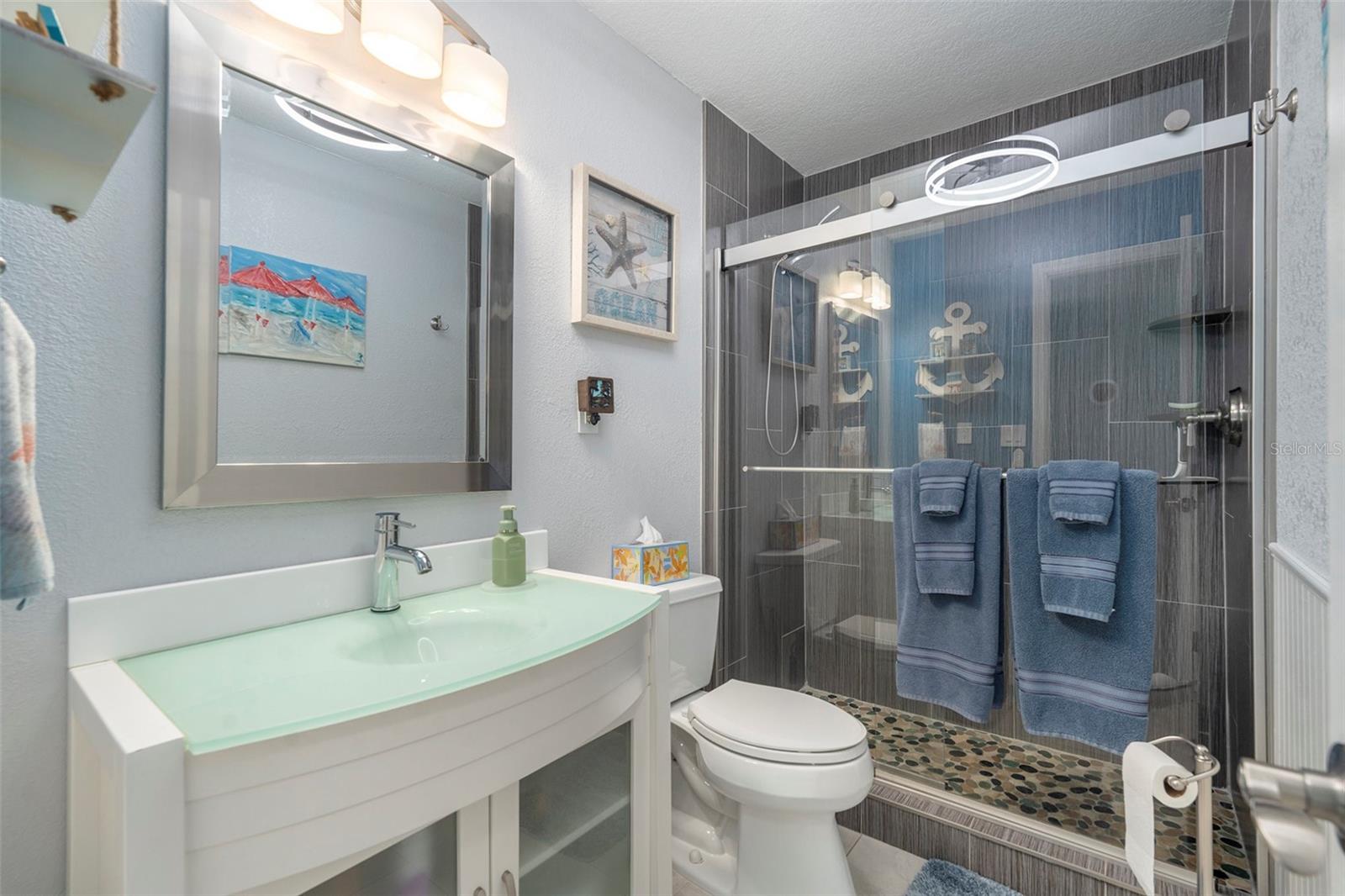 Image 17 of 25 For 5134 Salmon Drive Se A