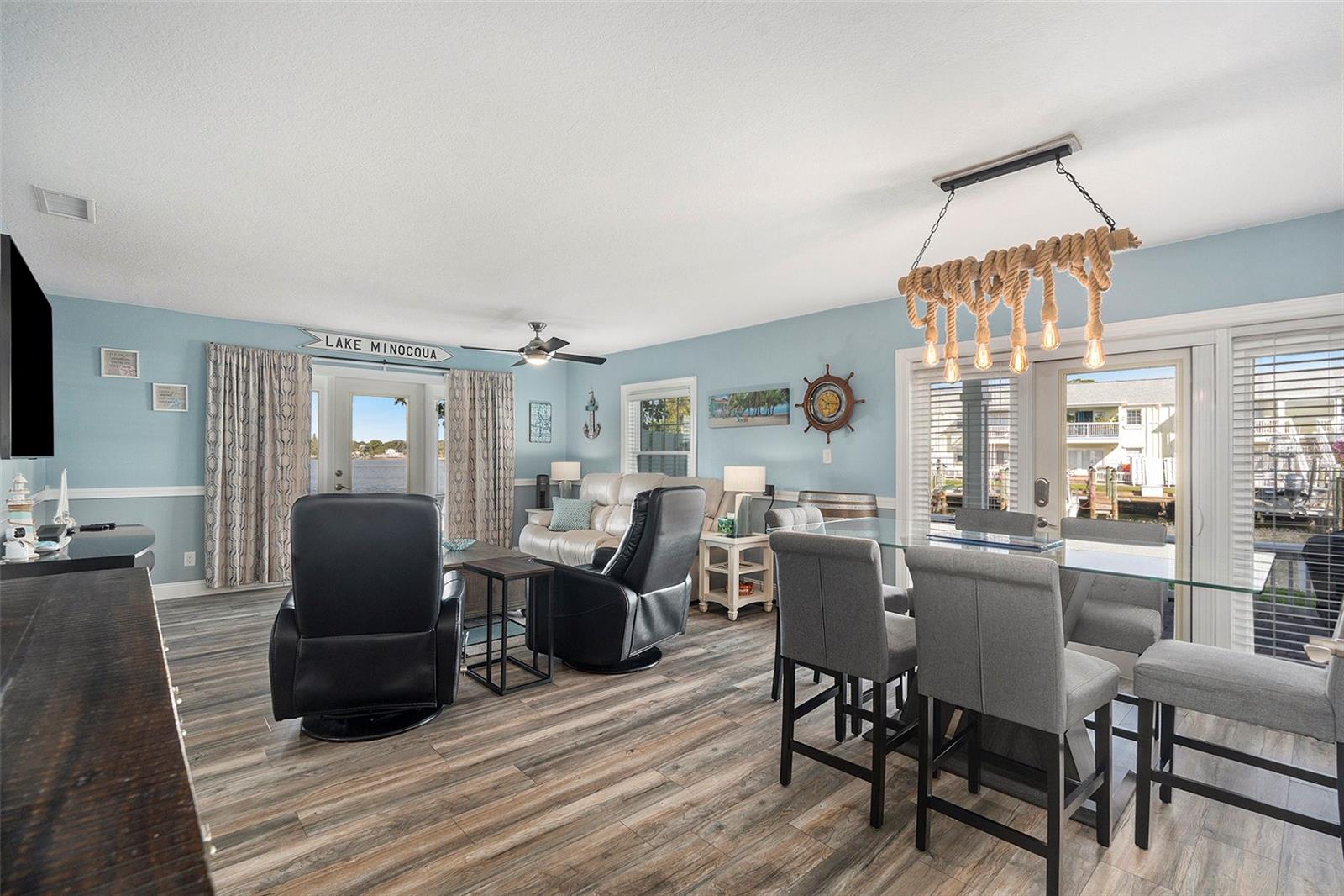 Image 6 of 25 For 5134 Salmon Drive Se A