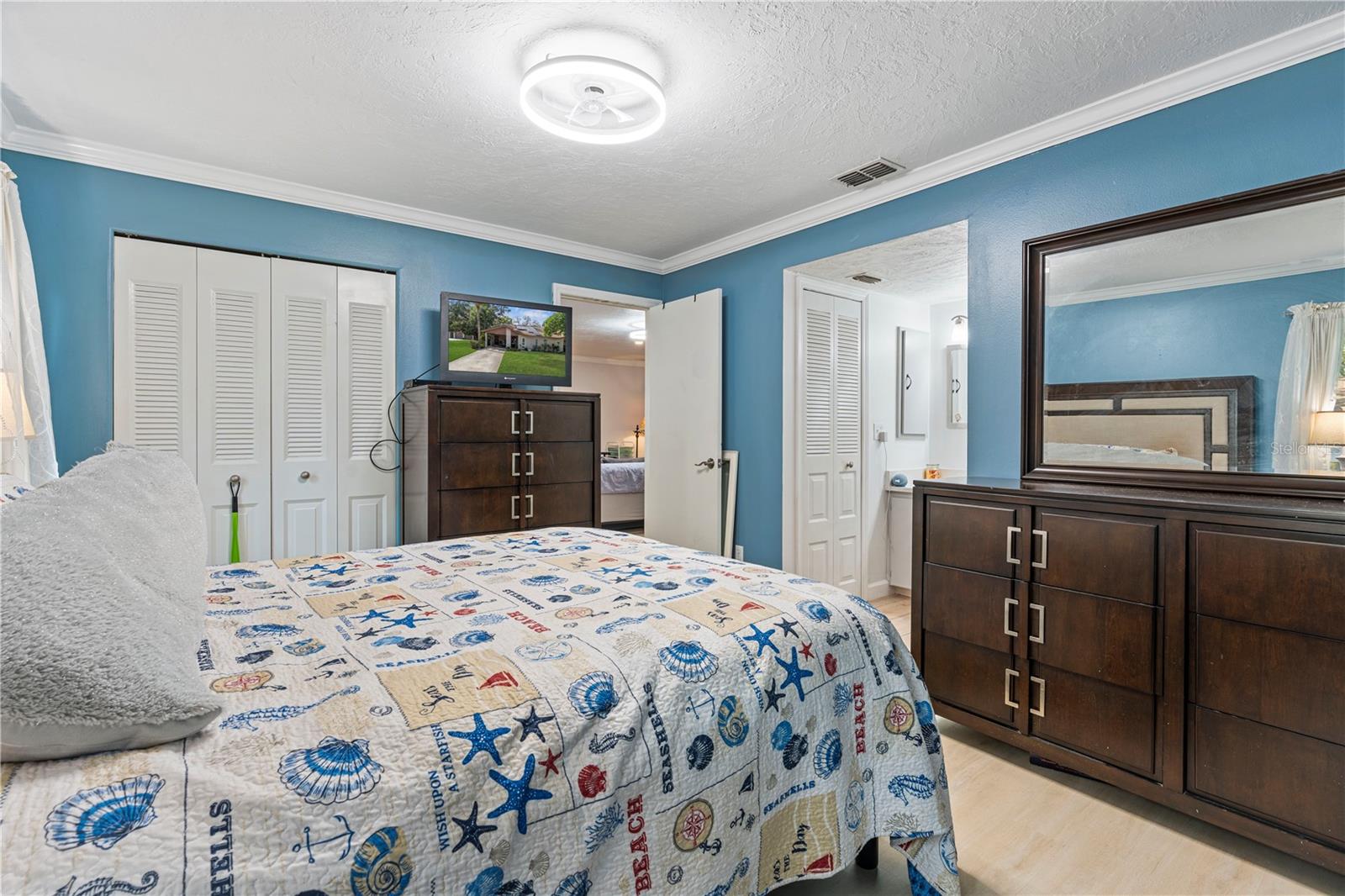 Image 20 of 47 For 5106 26th Street Court W