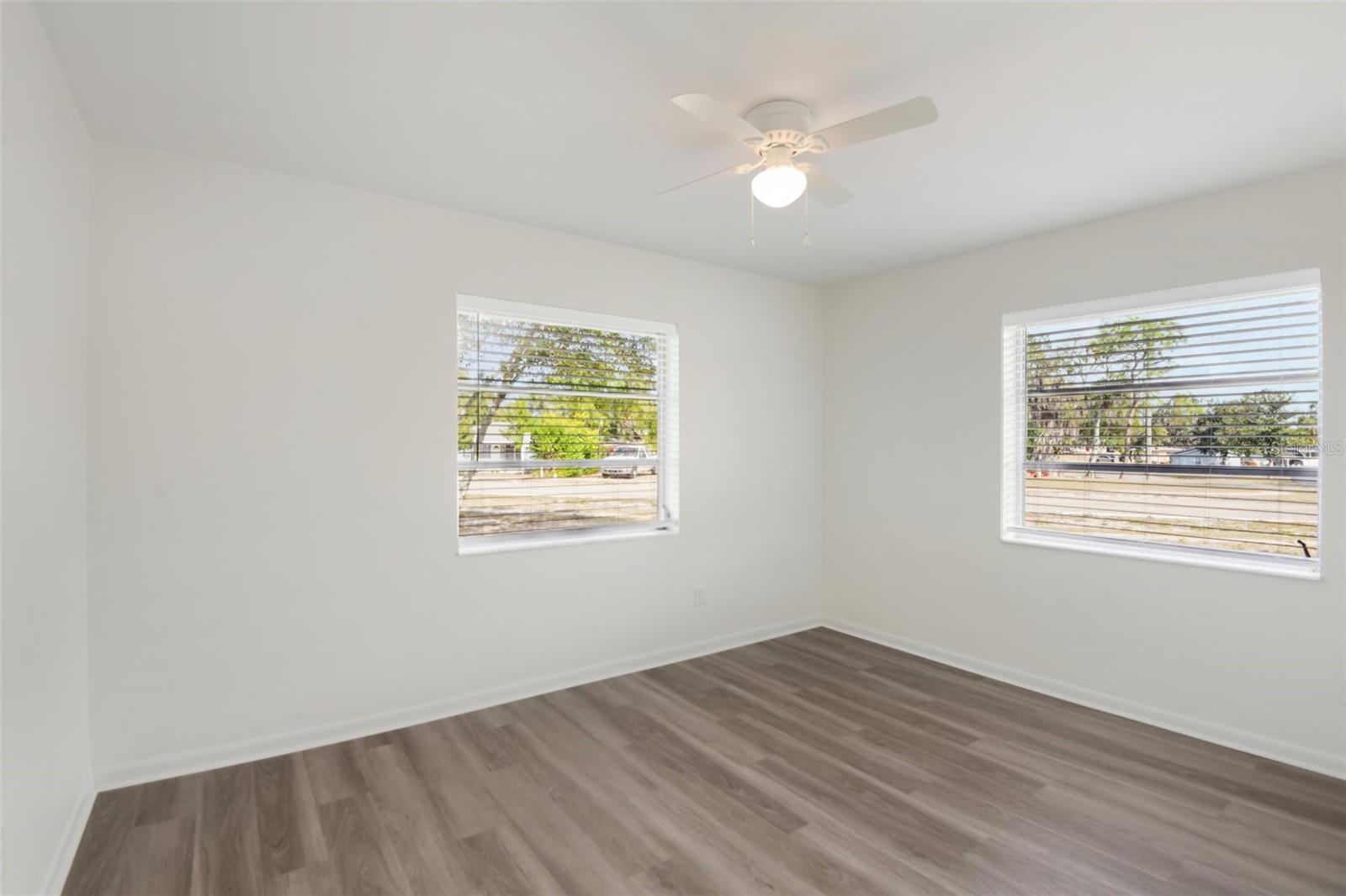 Image 17 of 38 For 6882 Pinehurst Drive