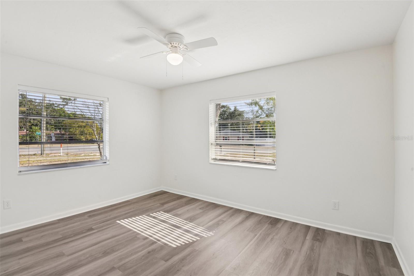 Image 19 of 38 For 6882 Pinehurst Drive