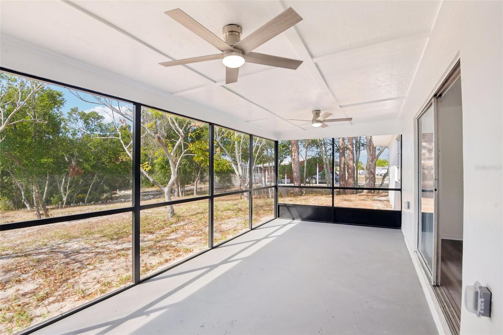 Image 31 of 38 For 6882 Pinehurst Drive