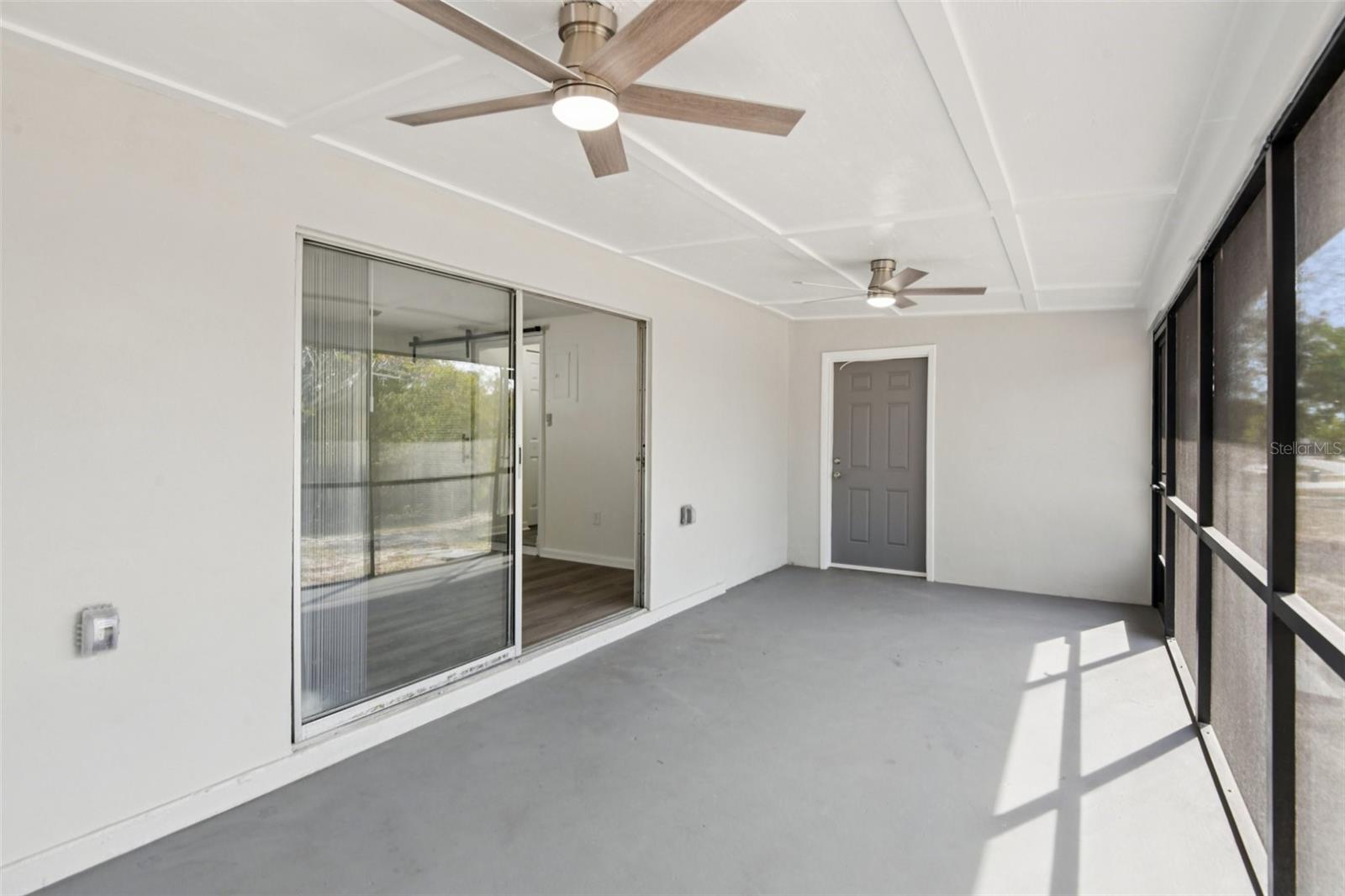 Image 32 of 38 For 6882 Pinehurst Drive