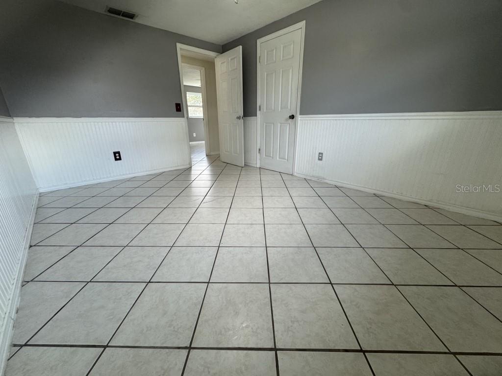 Image 16 of 48 For 427 Donald Street