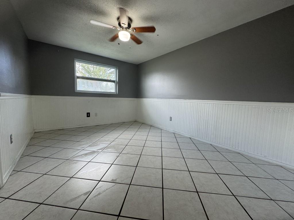 Image 17 of 48 For 427 Donald Street