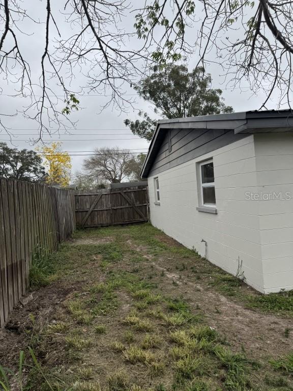 Image 19 of 48 For 427 Donald Street