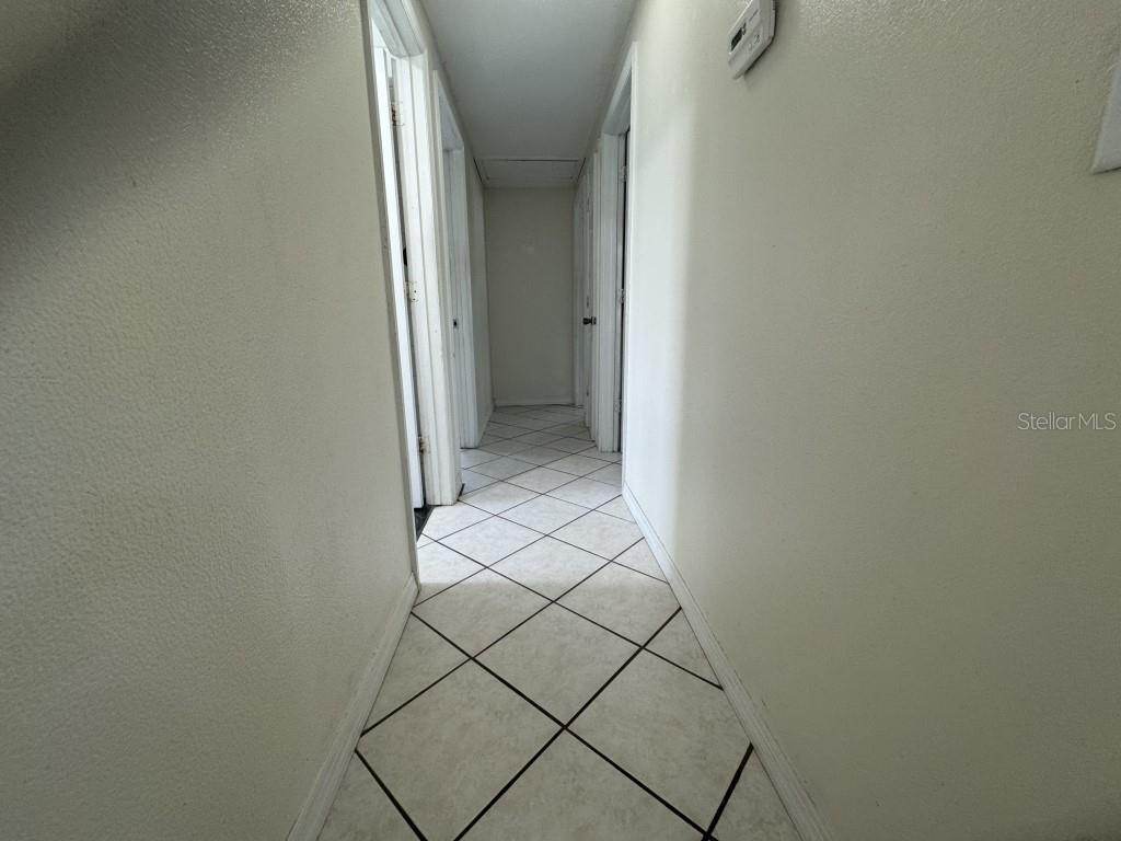 Image 30 of 48 For 427 Donald Street