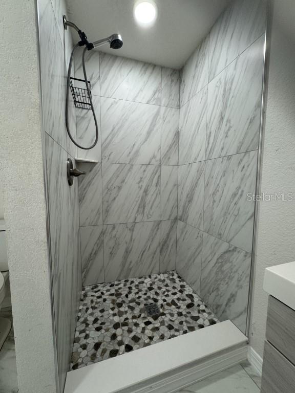 Image 5 of 48 For 427 Donald Street