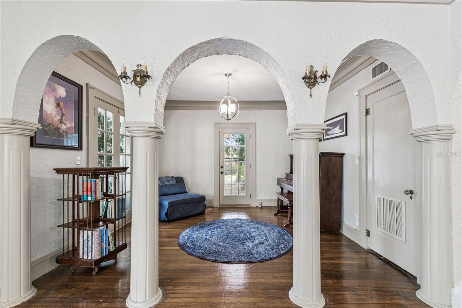 Image 15 of 84 For 4326 3rd Avenue S