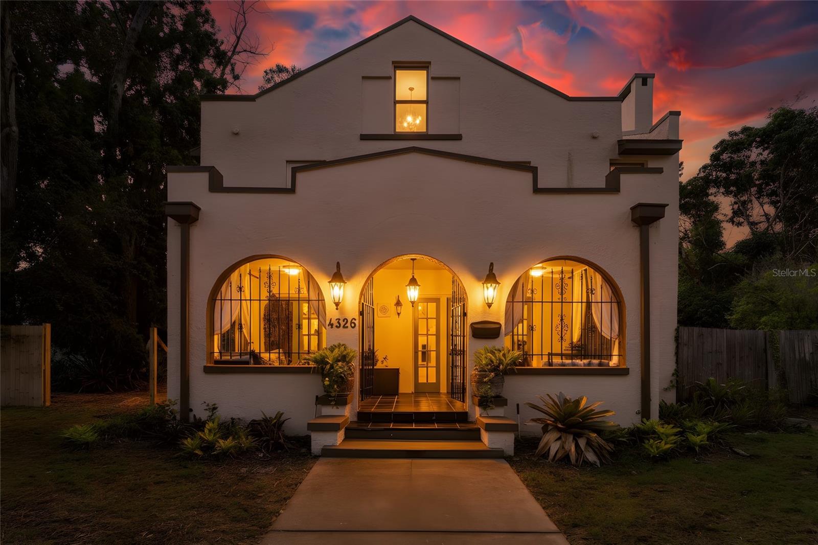 Image 2 of 84 For 4326 3rd Avenue S