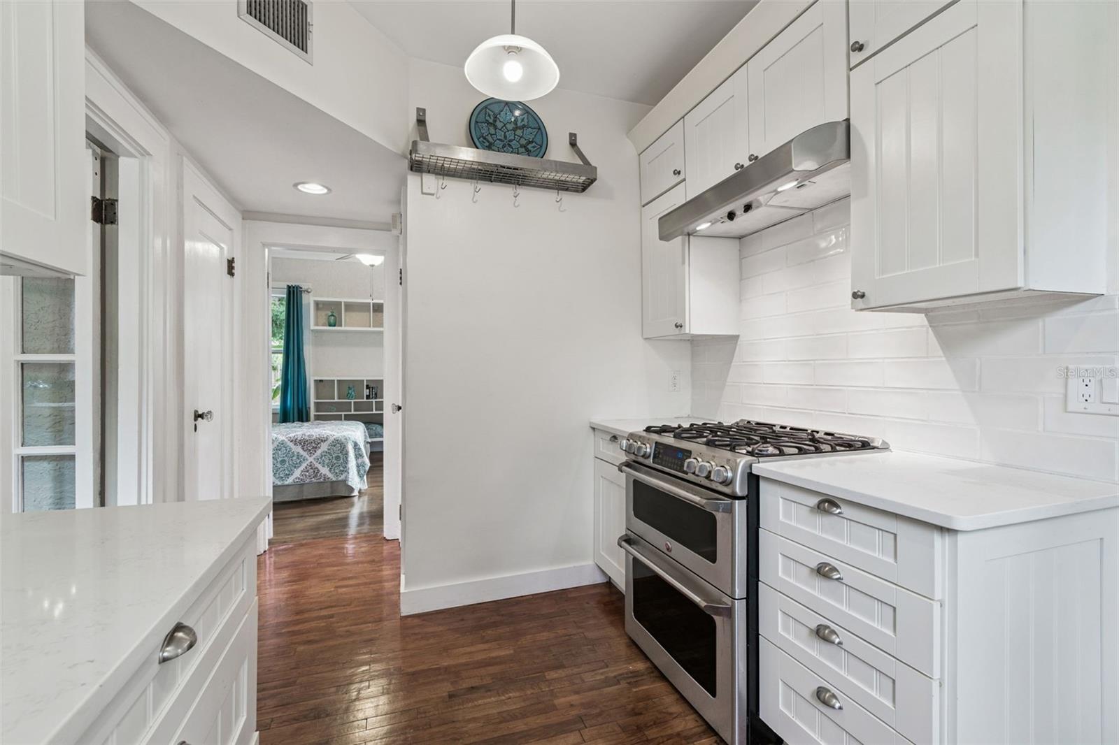 Image 27 of 84 For 4326 3rd Avenue S