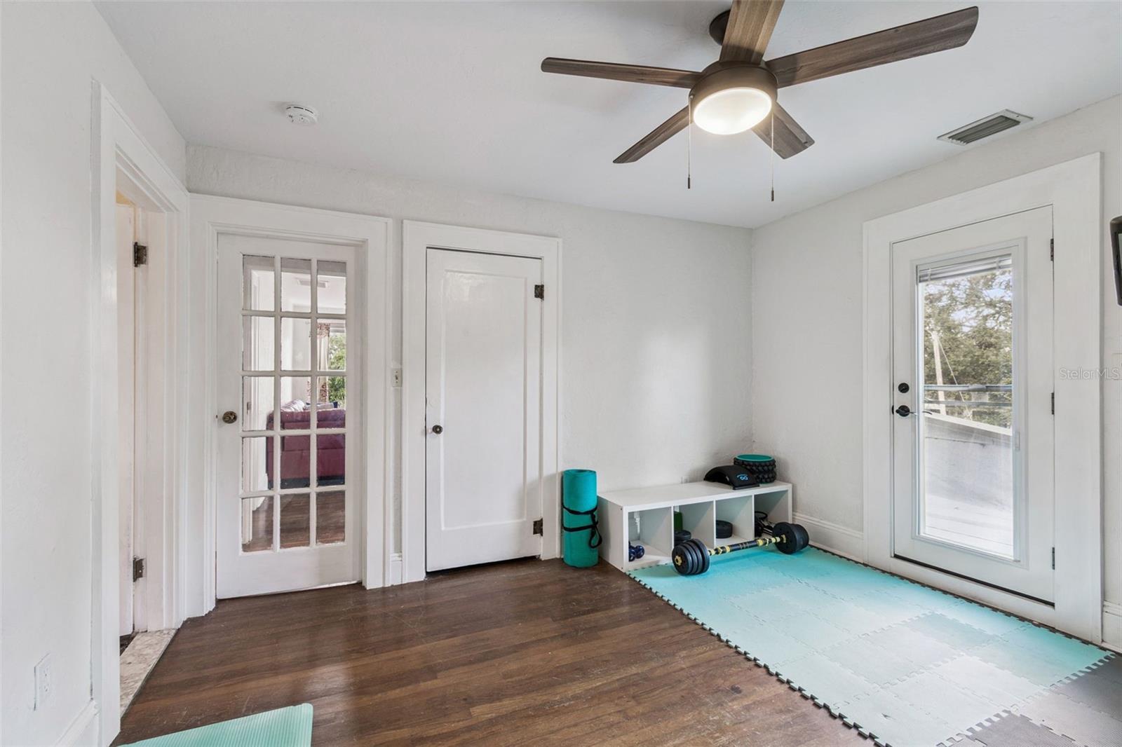 Image 41 of 84 For 4326 3rd Avenue S