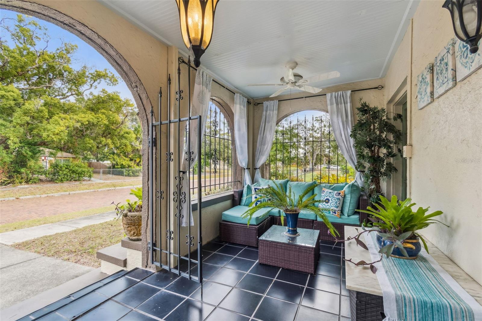 Image 5 of 84 For 4326 3rd Avenue S