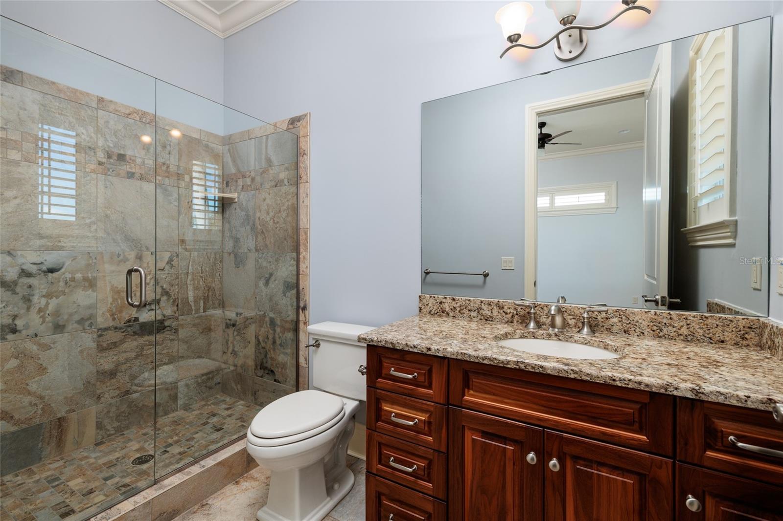 Image 30 of 65 For 1976 Kansas Avenue Ne