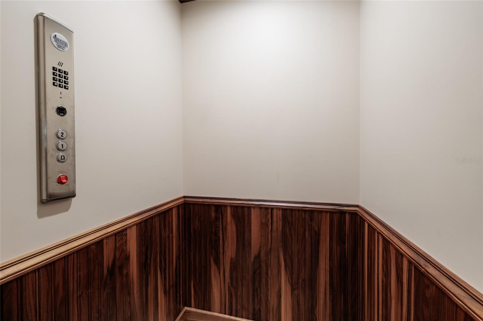 Image 37 of 65 For 1976 Kansas Avenue Ne