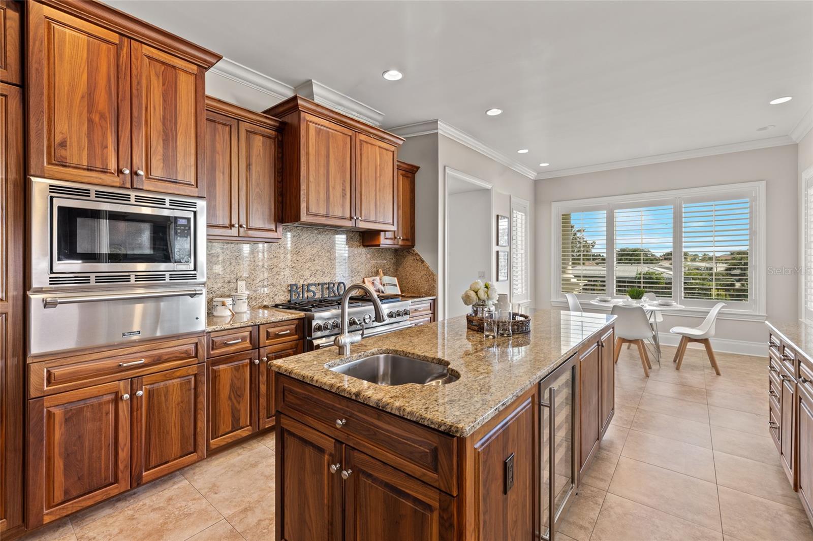 Image 9 of 65 For 1976 Kansas Avenue Ne