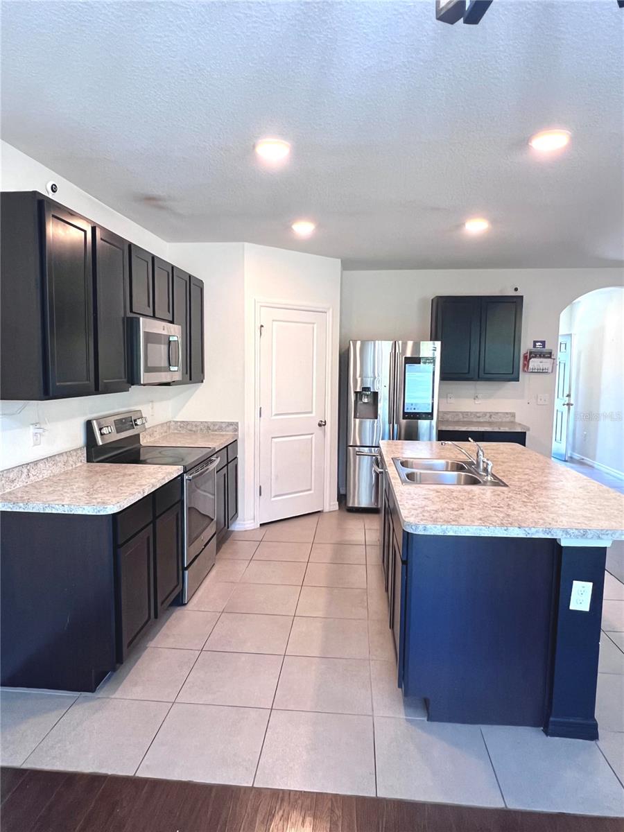 Image 6 of 18 For 321 Blue Point Drive