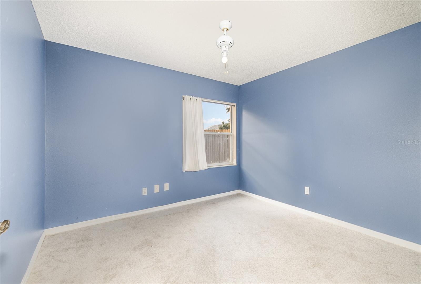 Image 18 of 27 For 6036 Brookhill Cir