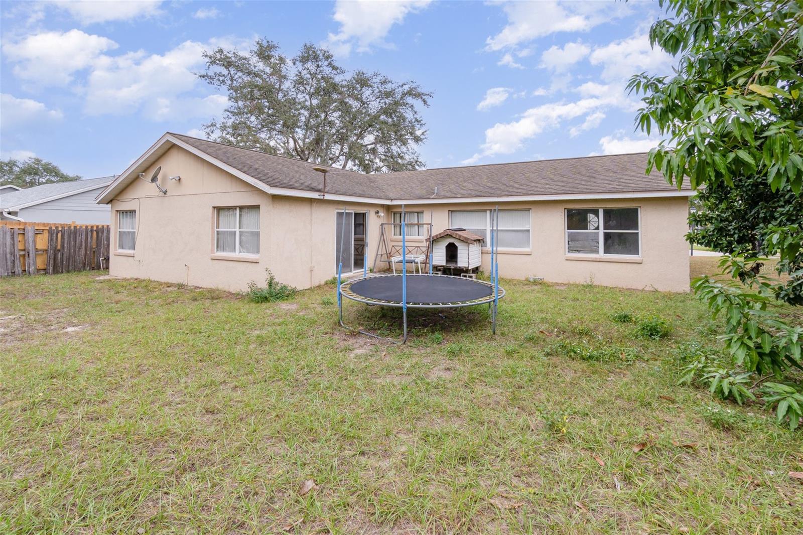 Image 24 of 27 For 6036 Brookhill Cir