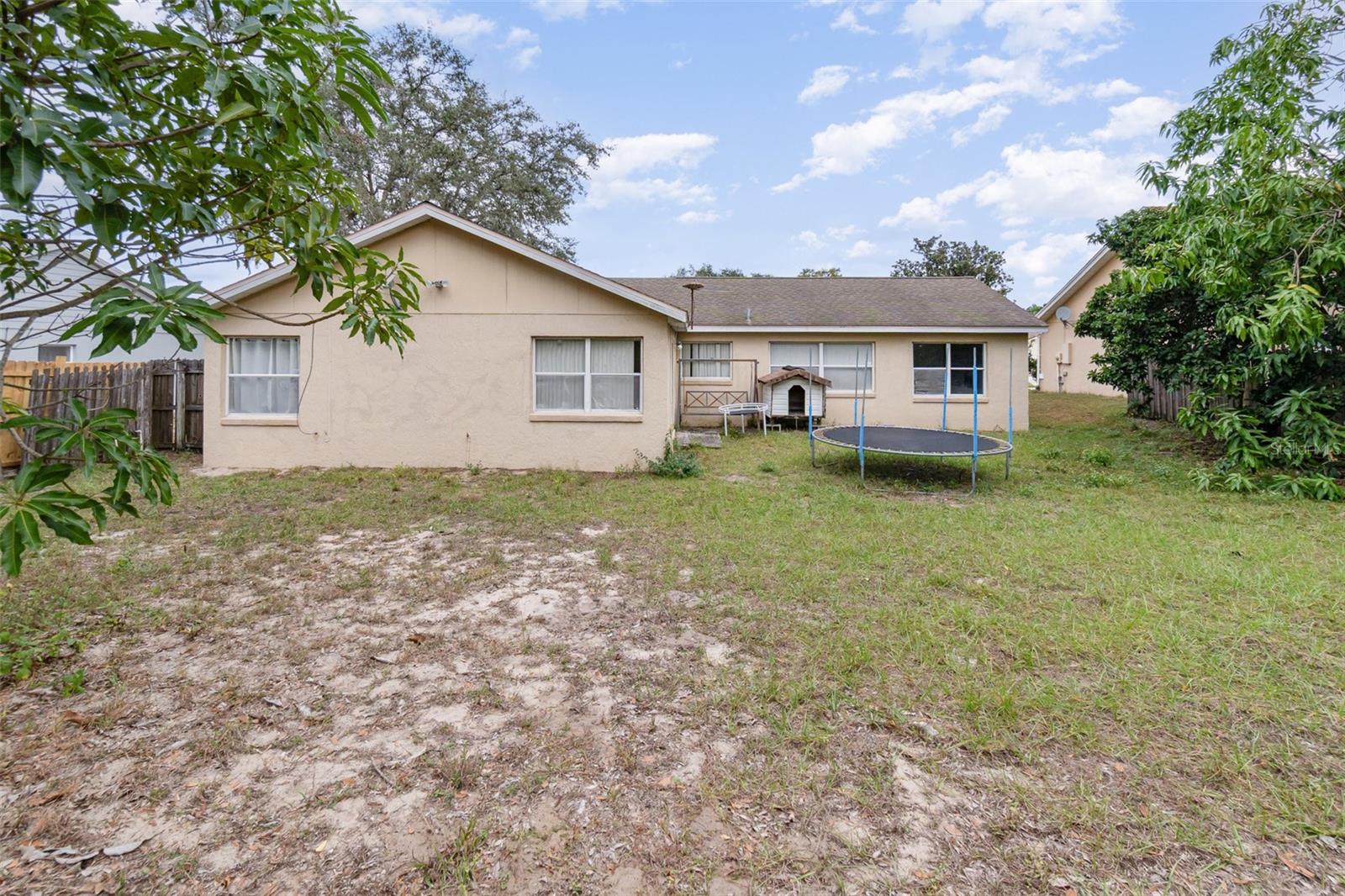 Image 25 of 27 For 6036 Brookhill Cir